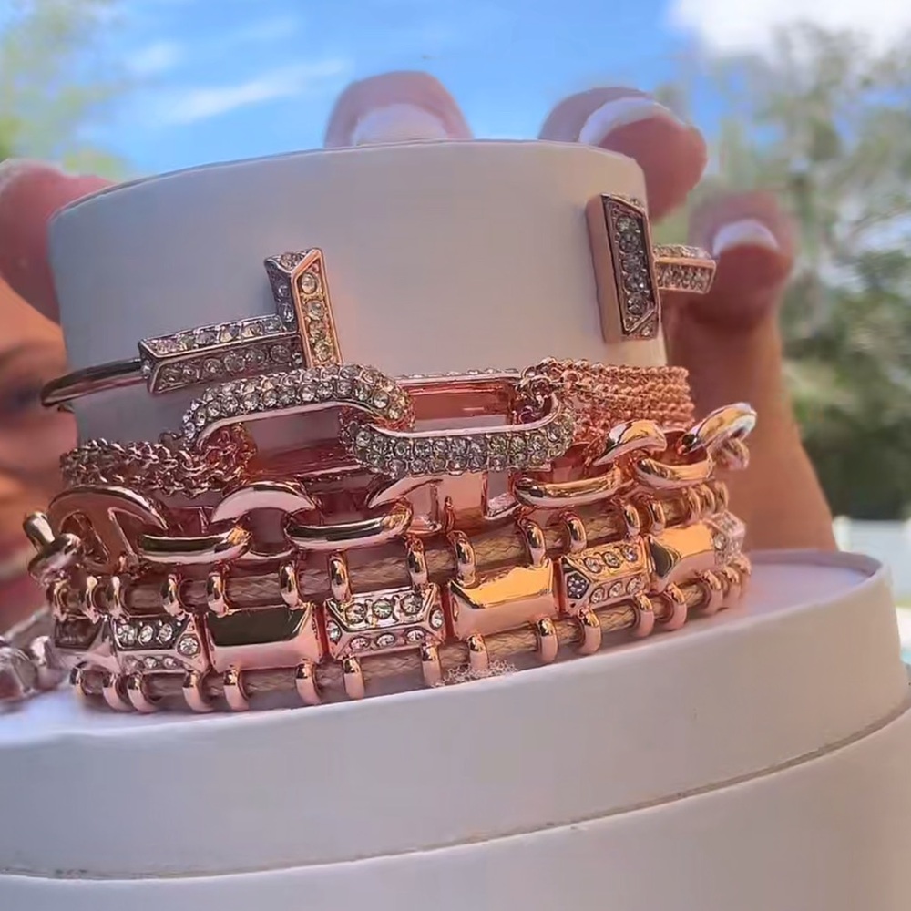 Elegant Rose Gold Bracelet Set